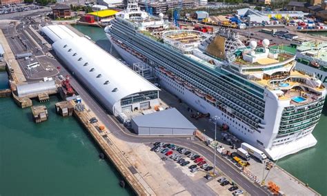 Southampton Cruise Terminal, Southampton, England Camera